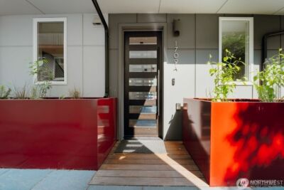 1709 20th Ave #A, Seattle, WA 98122 - Photo 2