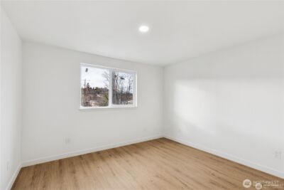 4002 Courtland Place S, Seattle, WA 98118 - Photo 15