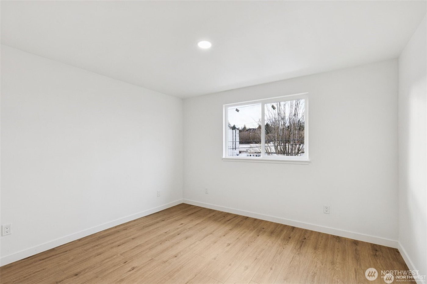 4002 Courtland Place S, Seattle, WA 98118