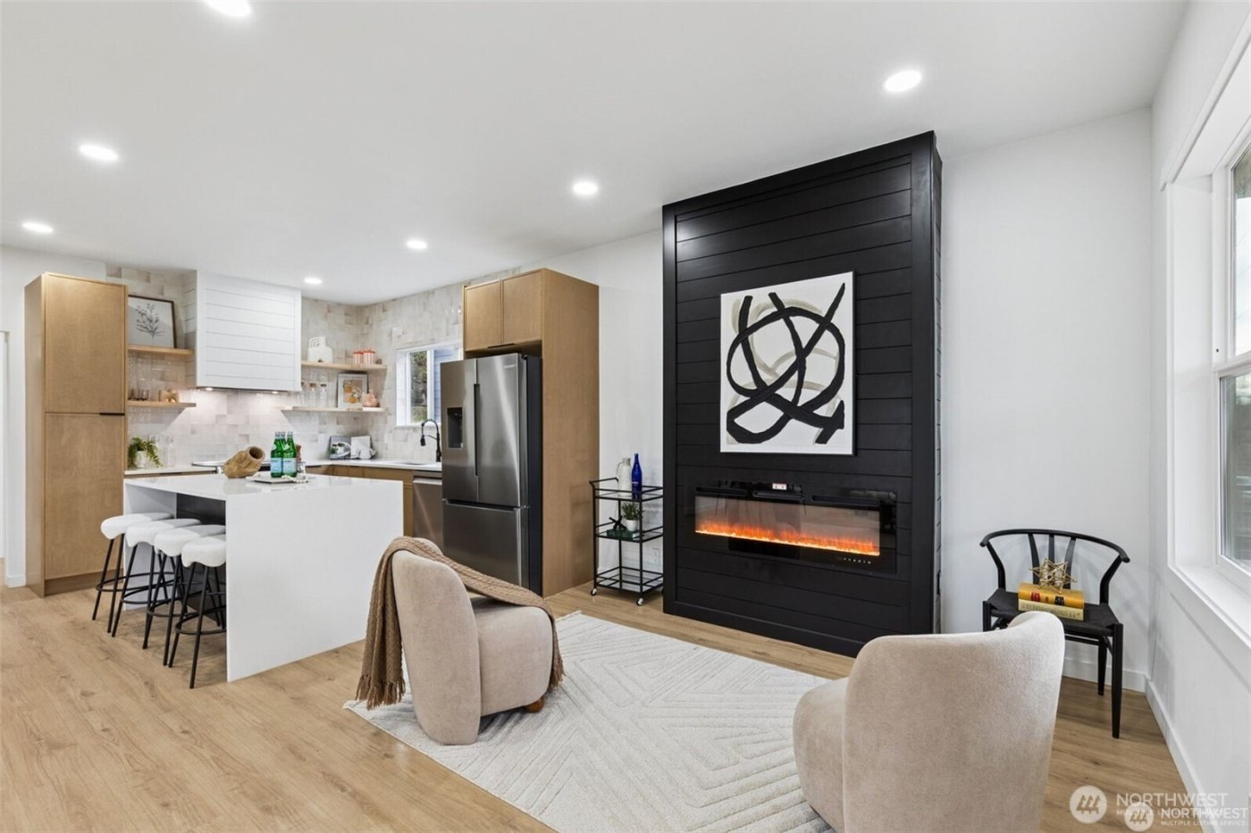 4002 Courtland Place S, Seattle, WA 98118