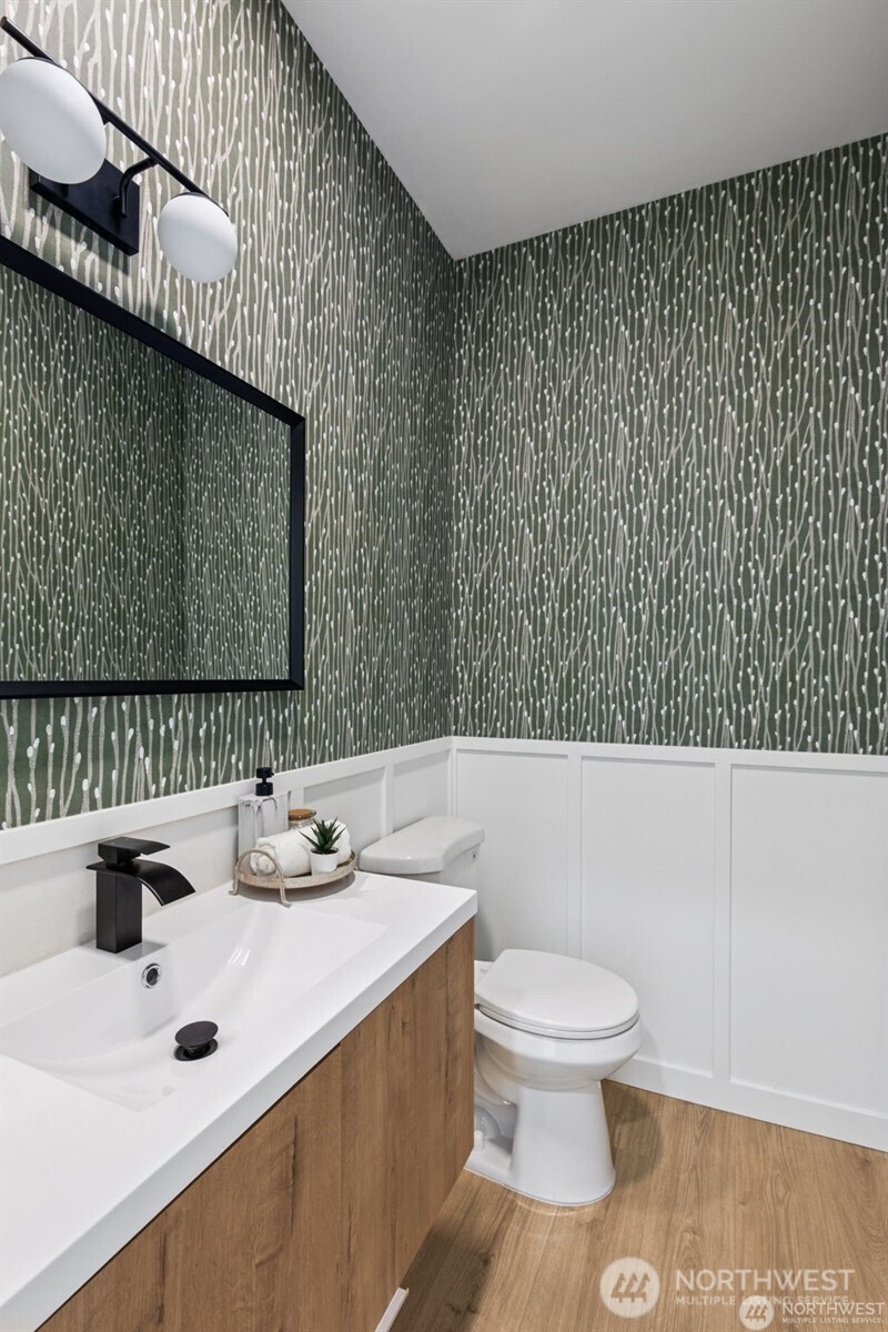 4002 Courtland Place S, Seattle, WA 98118