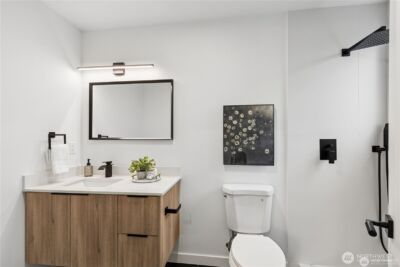 4002 Courtland Place S, Seattle, WA 98118 - Photo 11