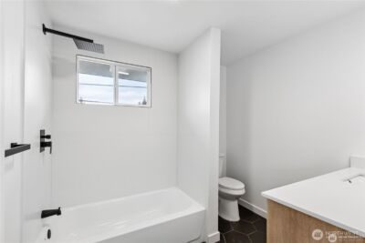 4002 Courtland Place S, Seattle, WA 98118 - Photo 12