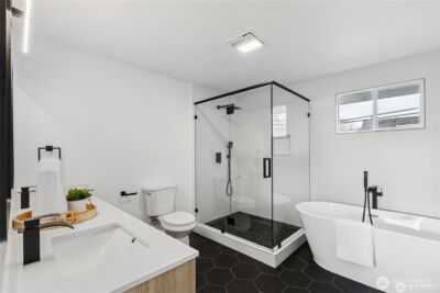 4002 Courtland Place S, Seattle, WA 98118 - Photo 22