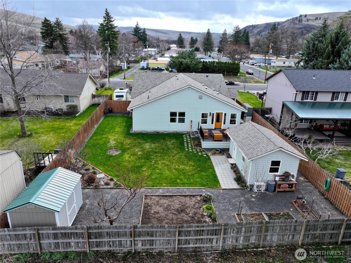 305 E Jackson Street , Dayton, WA 99328