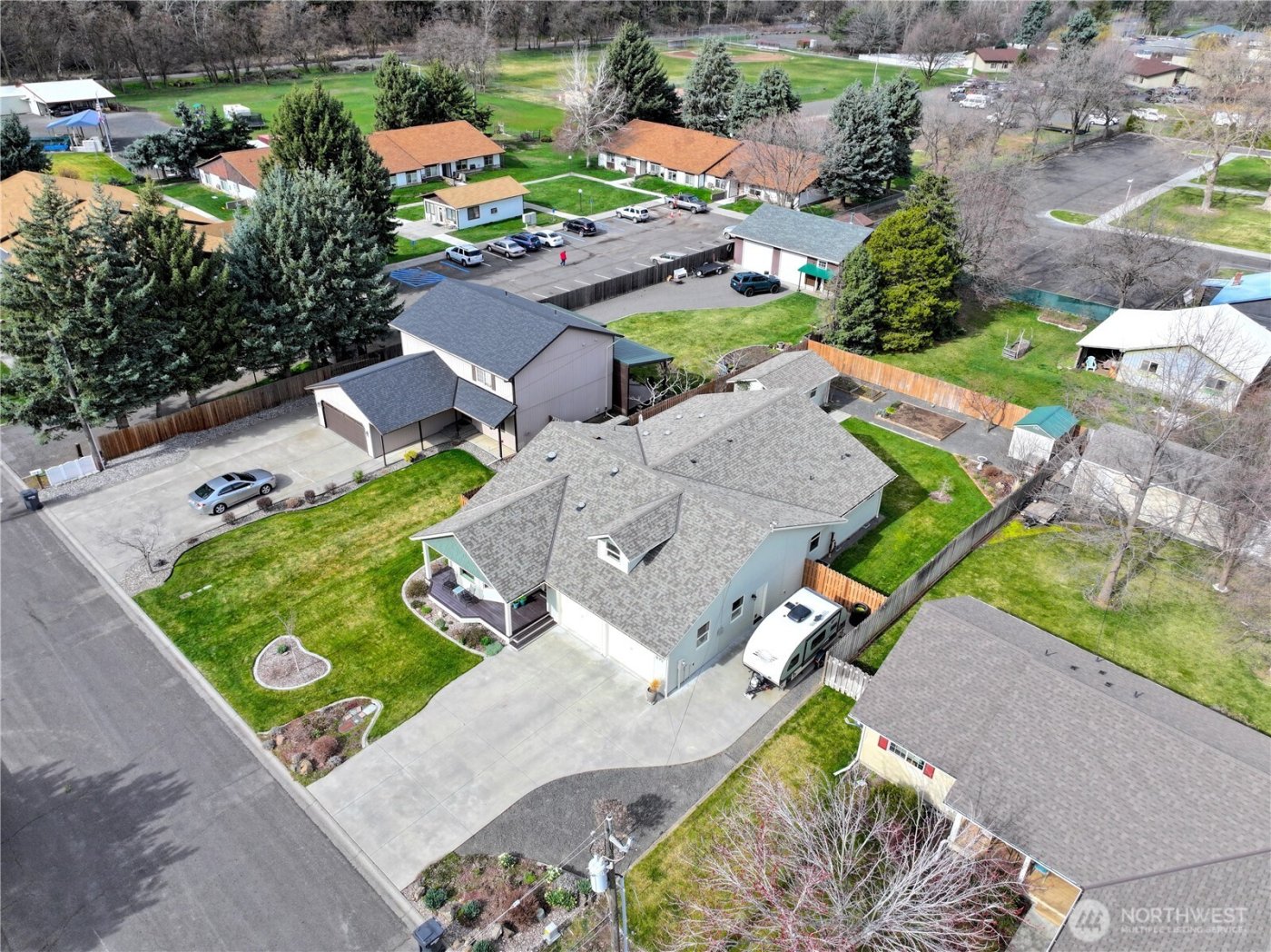 305 E Jackson Street , Dayton, WA 99328