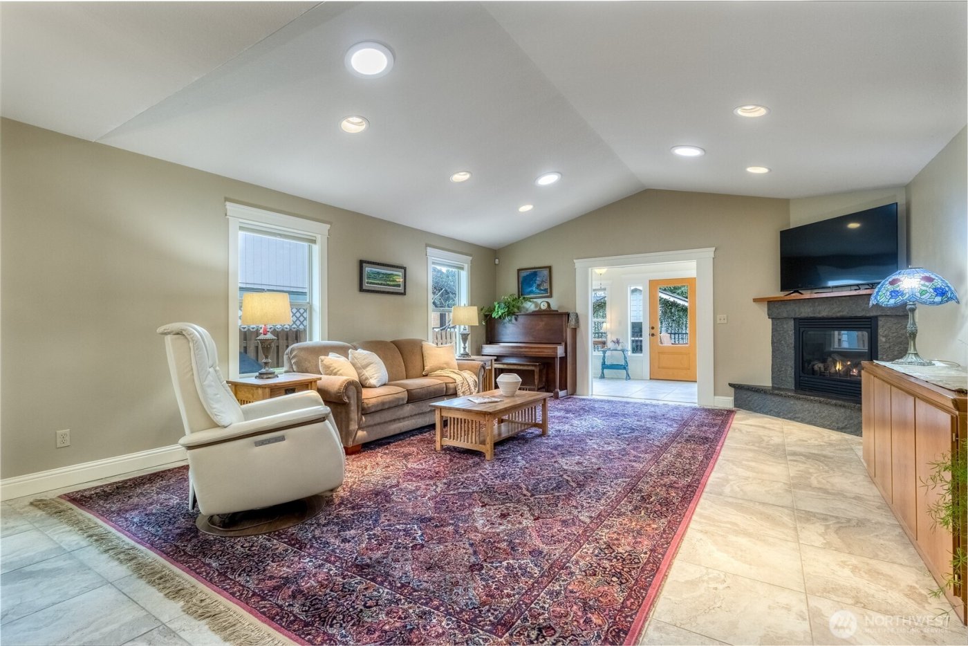 305 E Jackson Street , Dayton, WA 99328