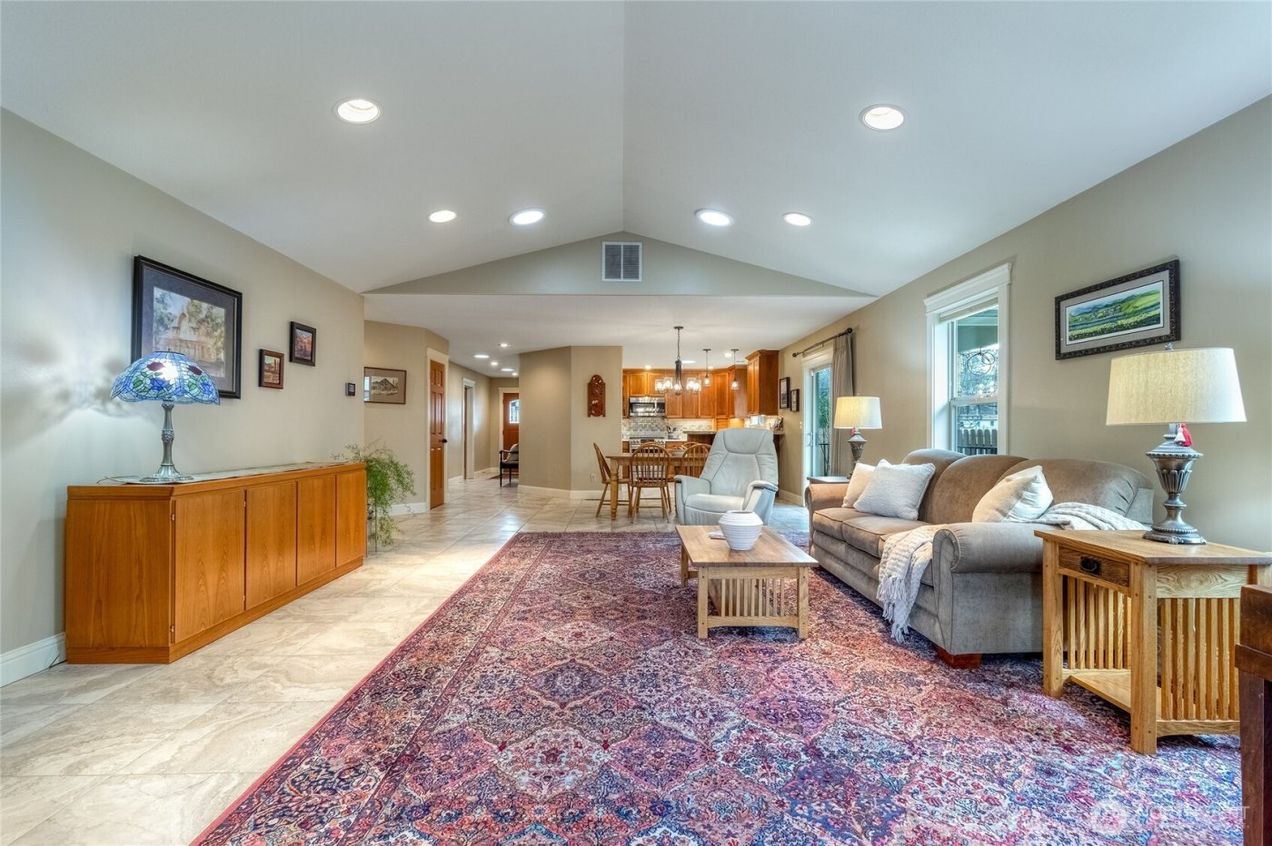 305 E Jackson Street , Dayton, WA 99328