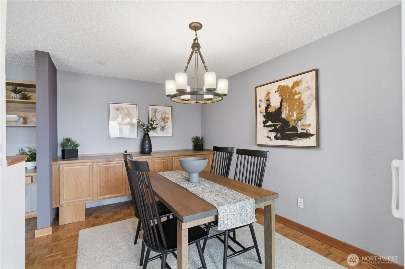 2500 W Manor Place #216, Seattle, WA 98199-2058