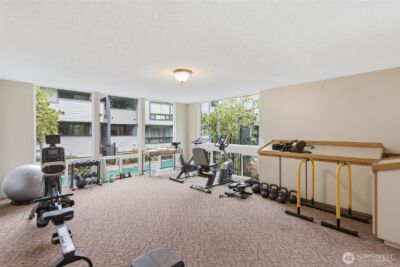 2500 W Manor Place #216, Seattle, WA 98199-2058 - Photo 48