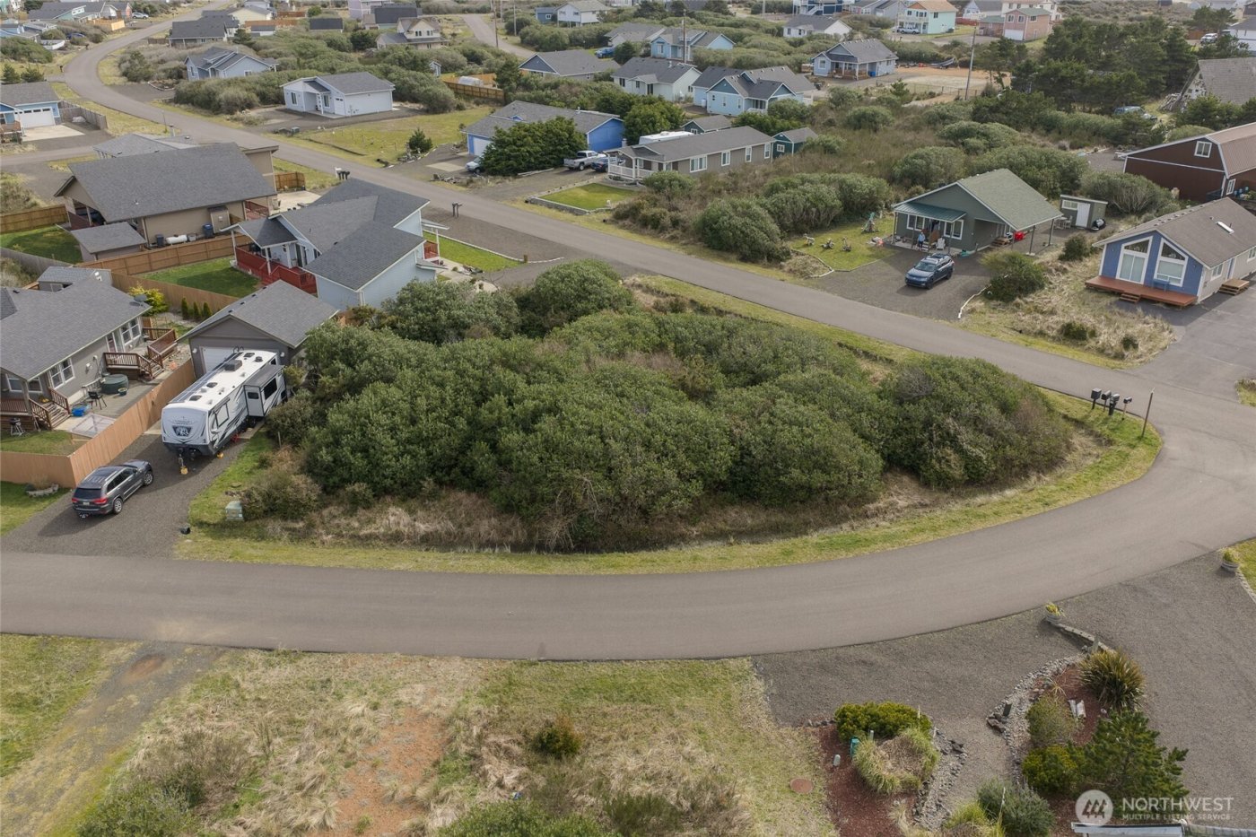 1240 Storm King Avenue SW, Ocean Shores, WA 98569