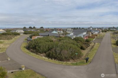 1240 Storm King Avenue SW, Ocean Shores, WA 98569 - Photo 11