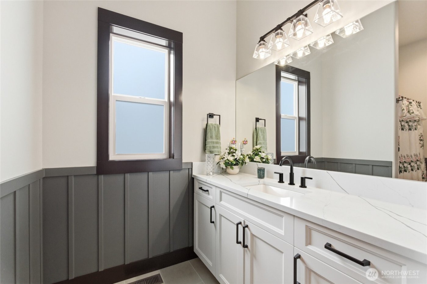 2663 7th Street SE, East Wenatchee, WA 98802