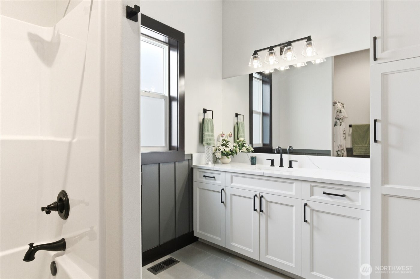 2663 7th Street SE, East Wenatchee, WA 98802