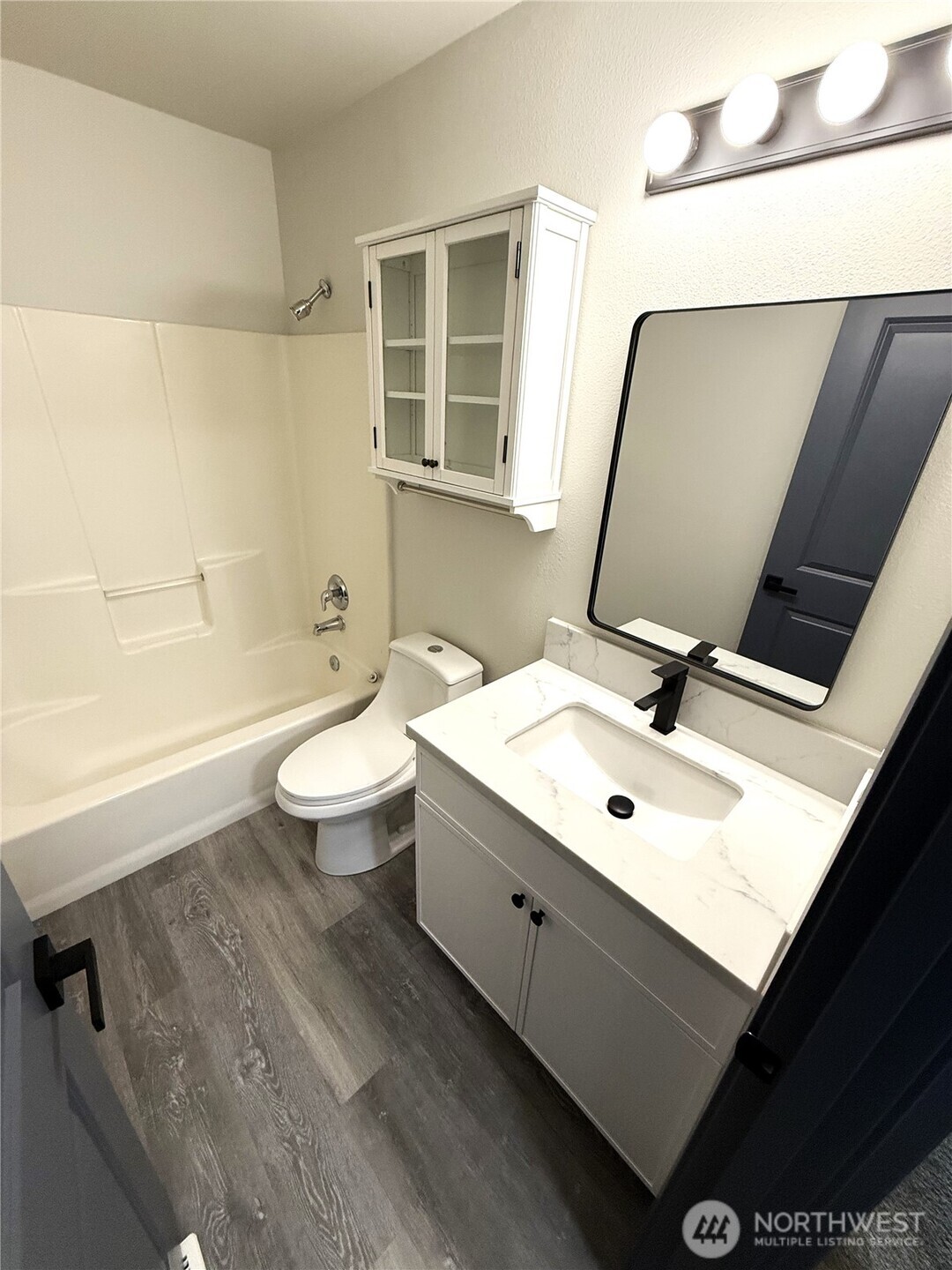 15323 31 Avenue W, Lynnwood, WA 98087