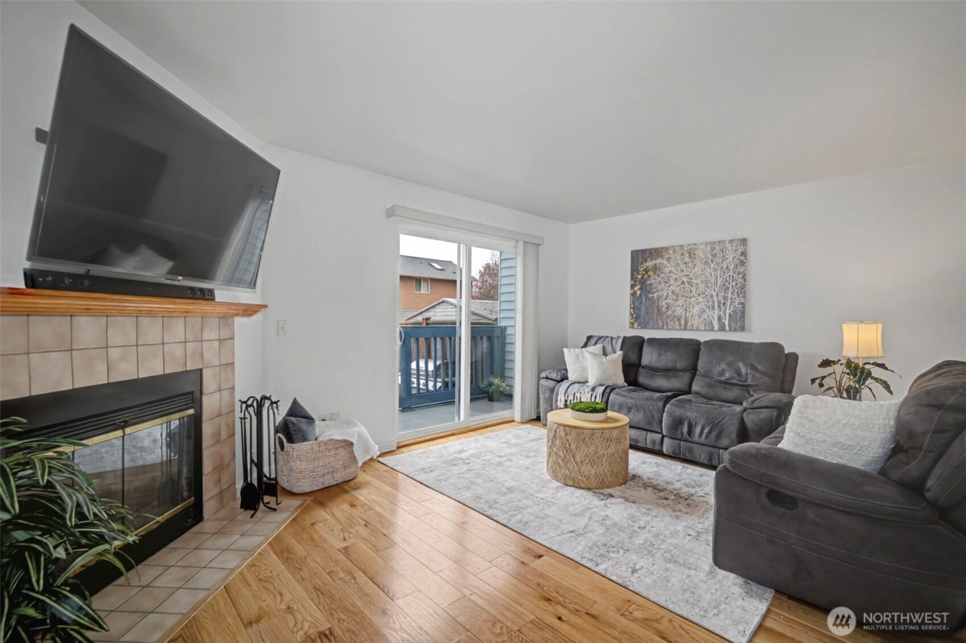 4108 NE 6th Place #2A, Renton, WA 98059