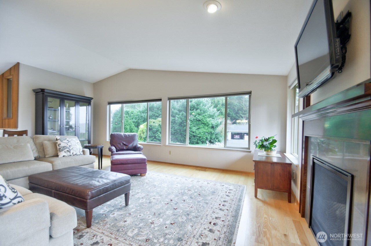 1233 Rogers Court SW, Olympia, WA 98502