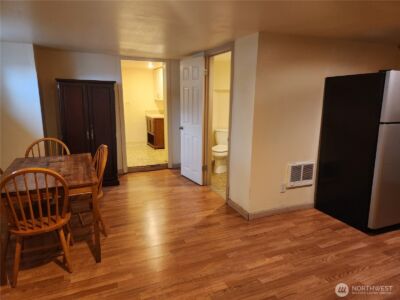 616 S 63rd St , Tacoma, WA 98408 - Photo 9