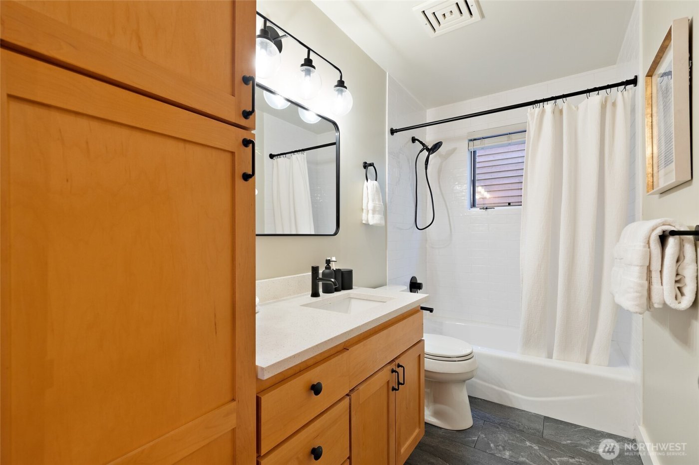 3824 Evanston Avenue N #6, Seattle, WA 98103