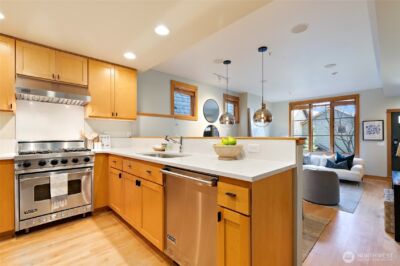 3824 Evanston Avenue N #6, Seattle, WA 98103 - Photo 9