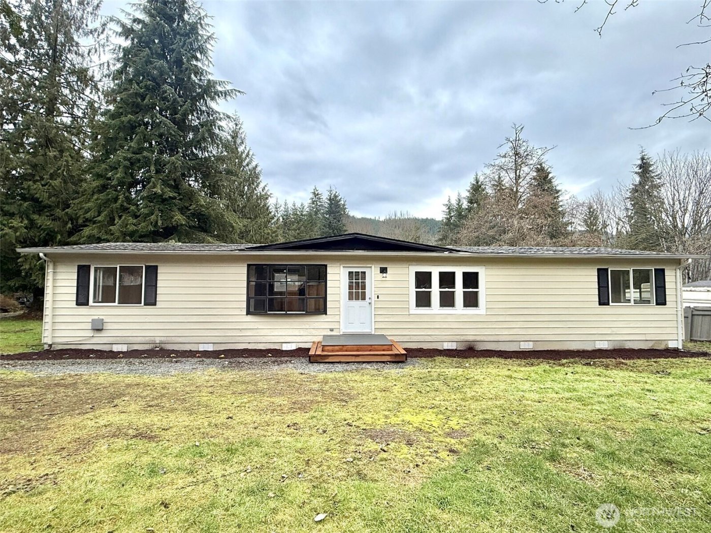 22513 S Forest Loop Road , Granite Falls, WA 98252