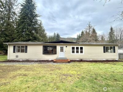 22513 S Forest Loop Road , Granite Falls, WA 98252 - Photo 2