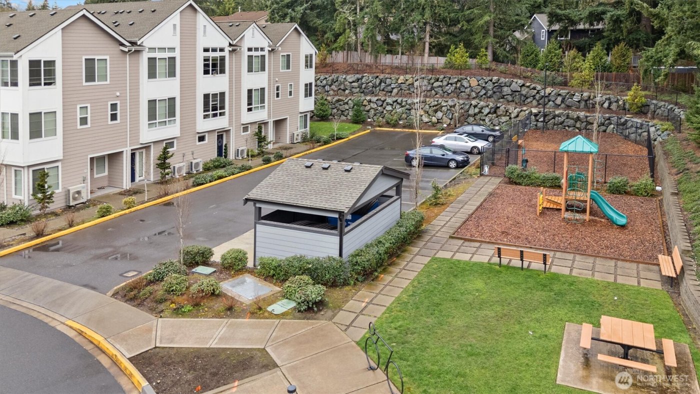 18875 67th Drive NE #4, Kenmore, WA 98028