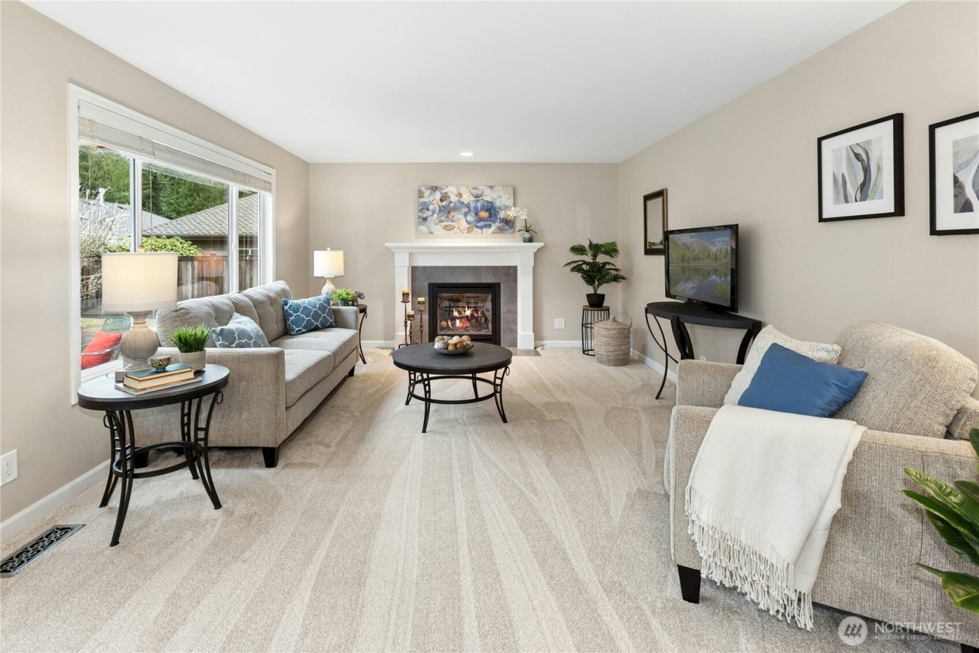 23512 NE 19th Drive , Sammamish, WA 98074-4430