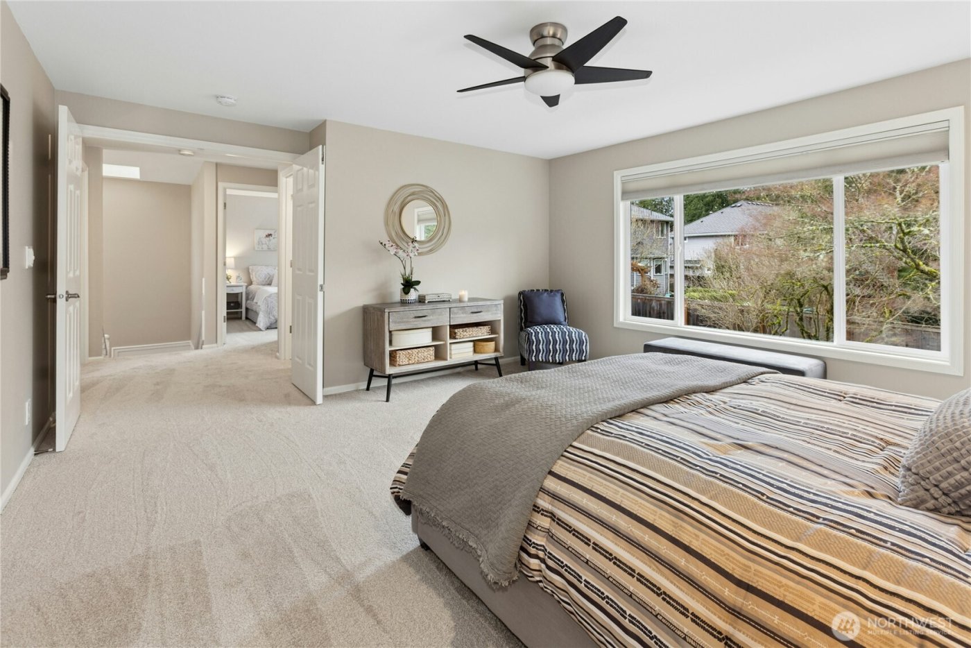 23512 NE 19th Drive , Sammamish, WA 98074-4430