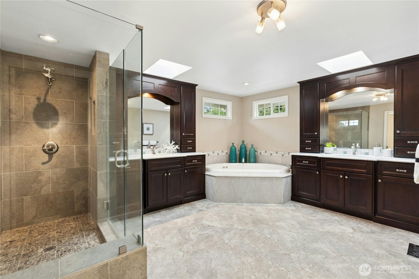 23512 NE 19th Drive , Sammamish, WA 98074-4430