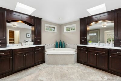 23512 NE 19th Drive , Sammamish, WA 98074-4430 - Photo 25