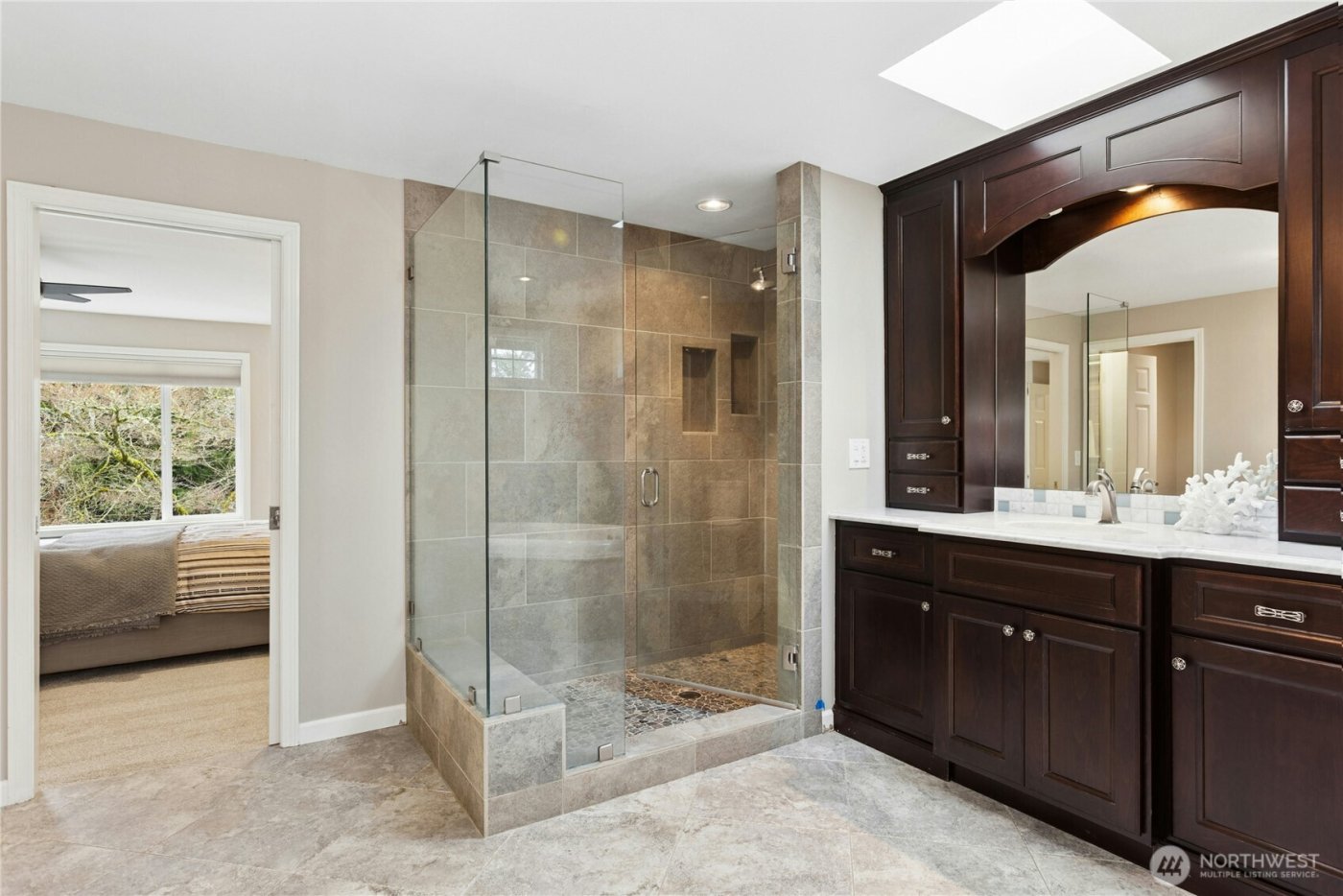 23512 NE 19th Drive , Sammamish, WA 98074-4430