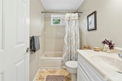 23512 NE 19th Drive , Sammamish, WA 98074-4430 - Photo 30