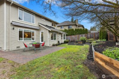 23512 NE 19th Drive , Sammamish, WA 98074-4430 - Photo 33