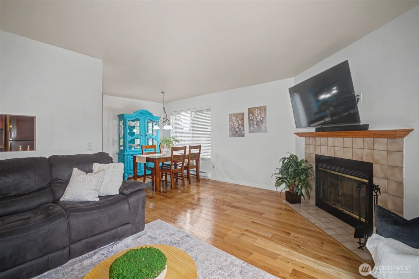 4108 NE 6th Place #2A, Renton, WA 98059