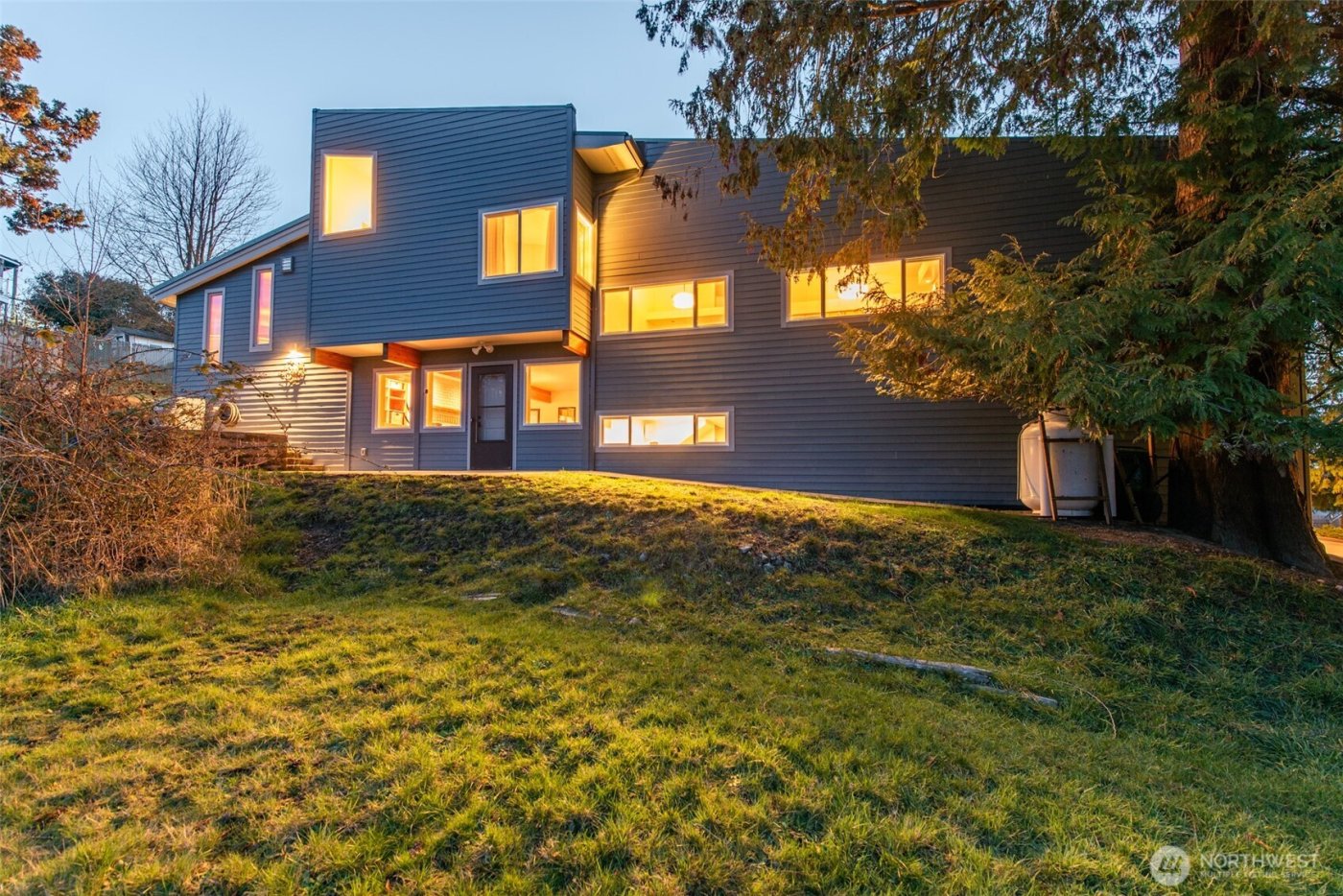 2507 S Peabody Street , Port Angeles, WA 98362