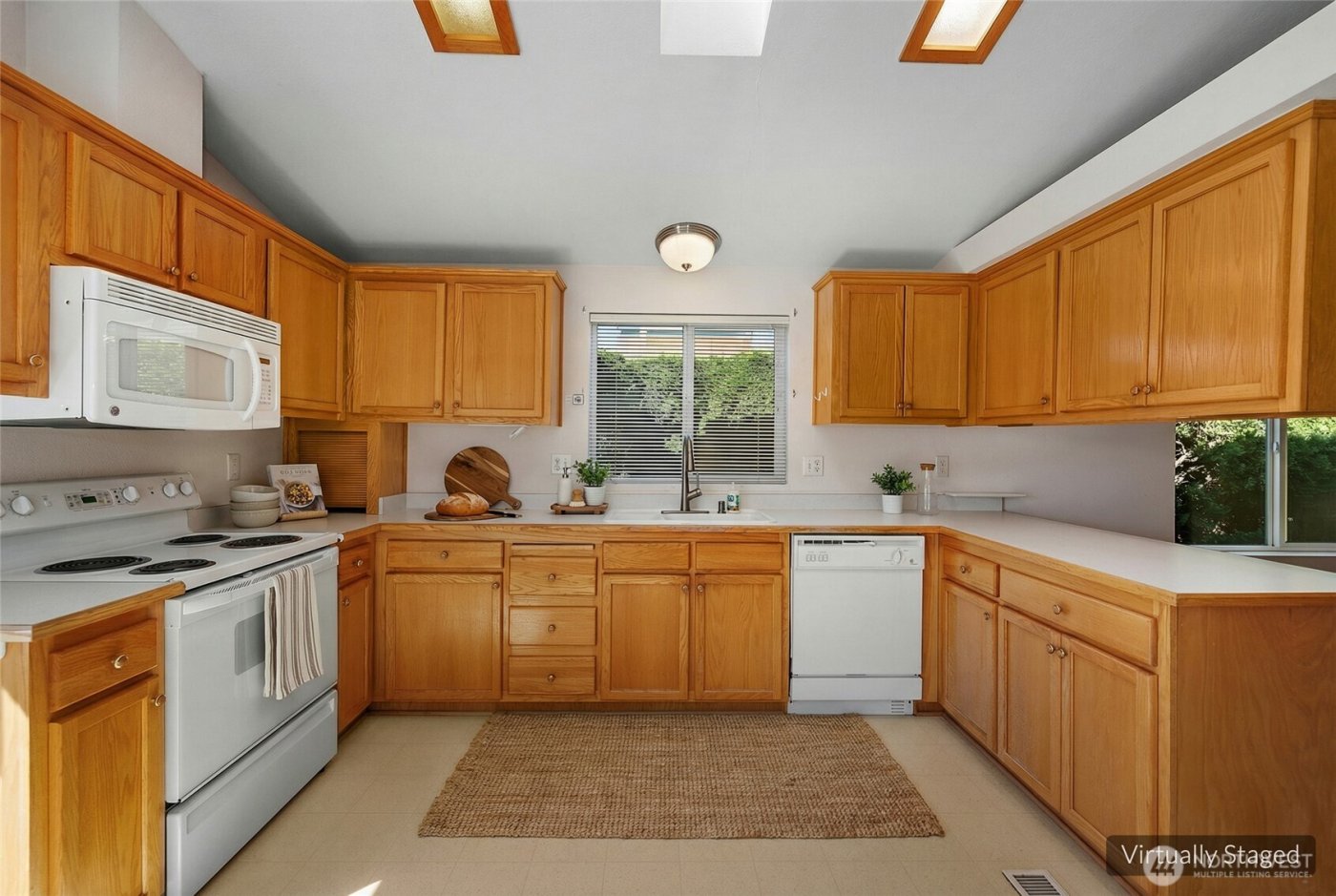 8124 18th Lane SE #142, Lacey, WA 98503