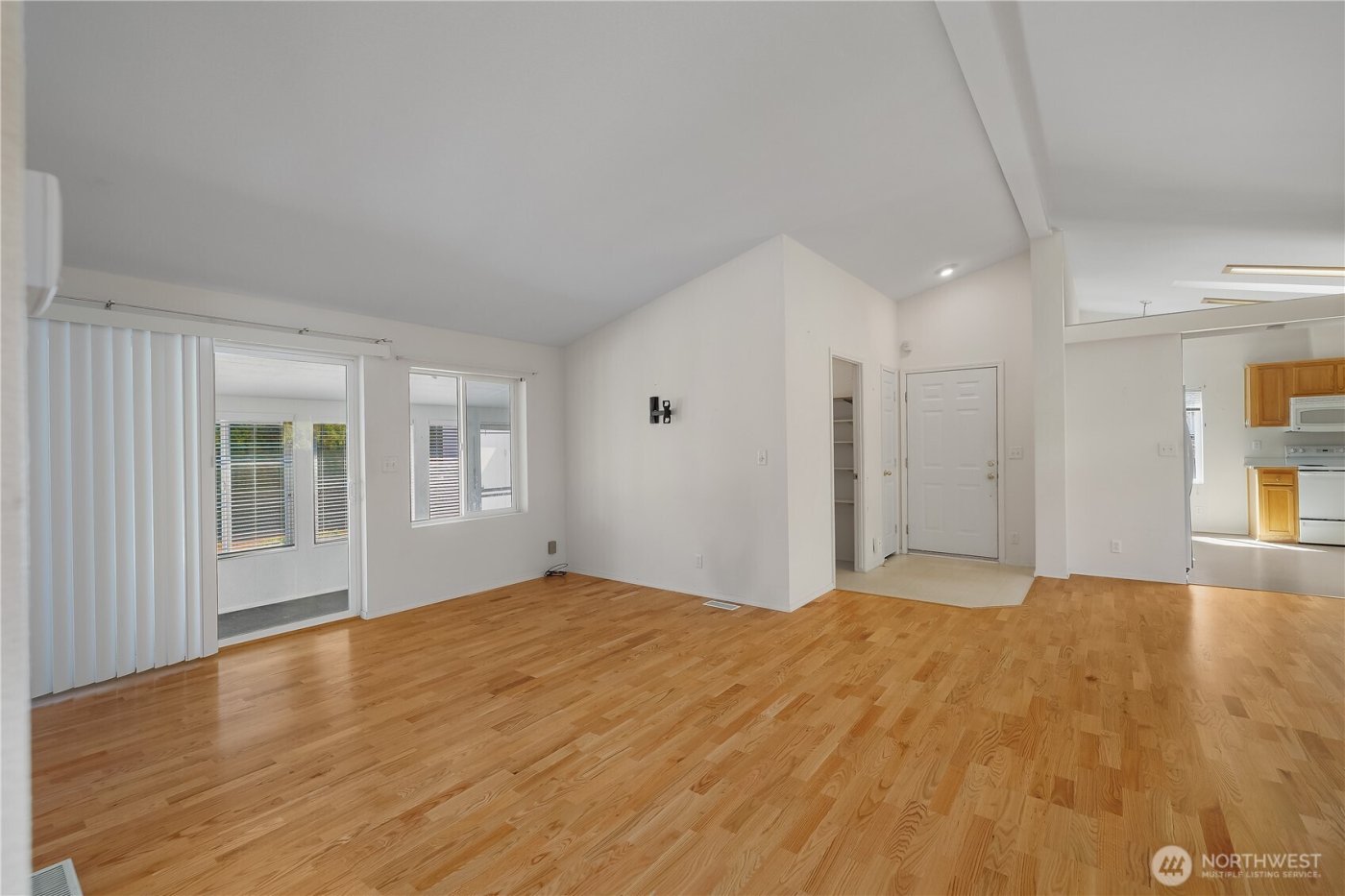 8124 18th Lane SE #142, Lacey, WA 98503