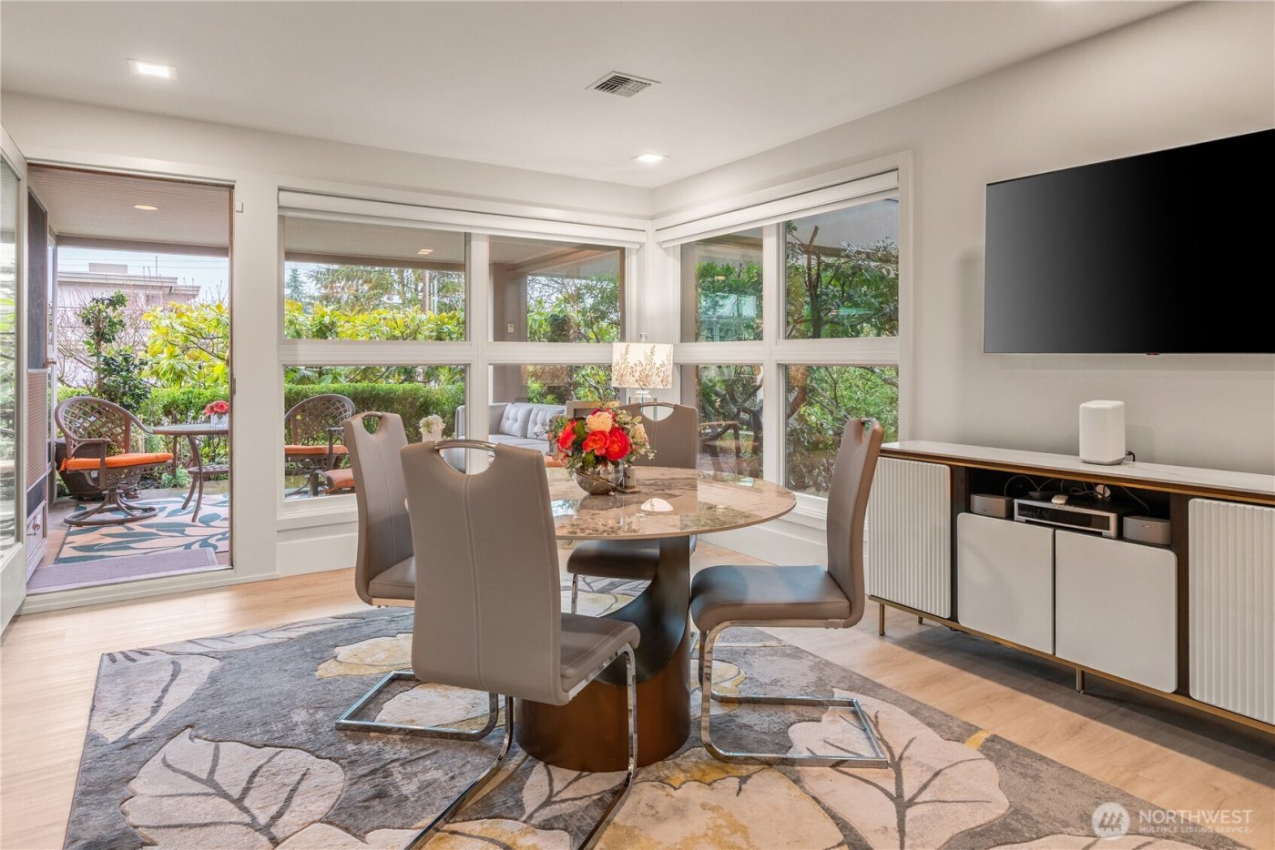 101 99th Avenue NE #101, Bellevue, WA 98004