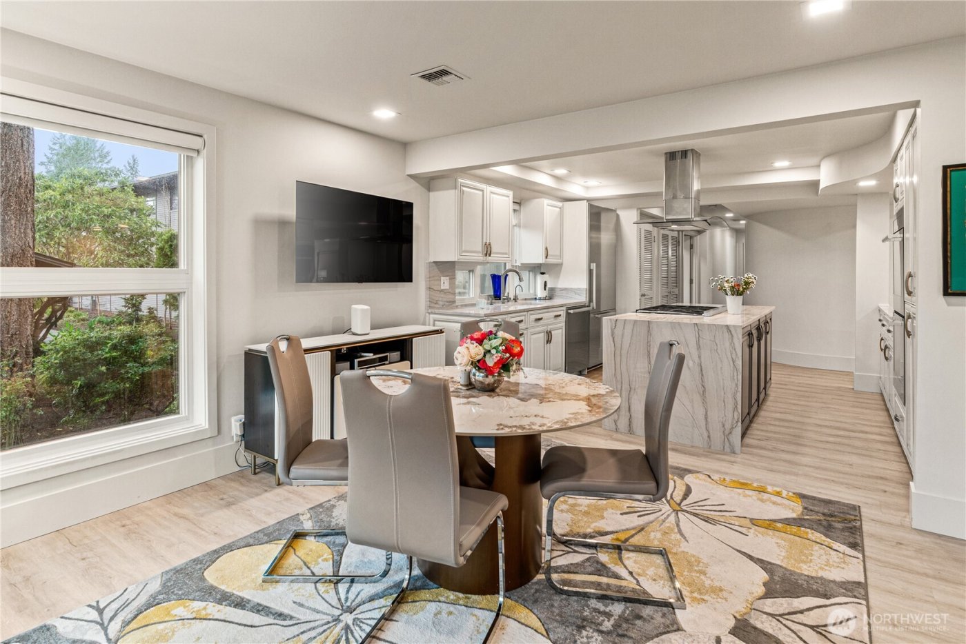 101 99th Avenue NE #101, Bellevue, WA 98004