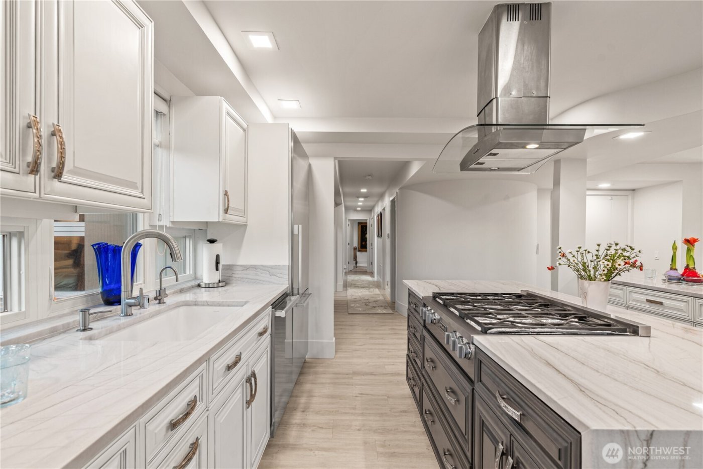 101 99th Avenue NE #101, Bellevue, WA 98004