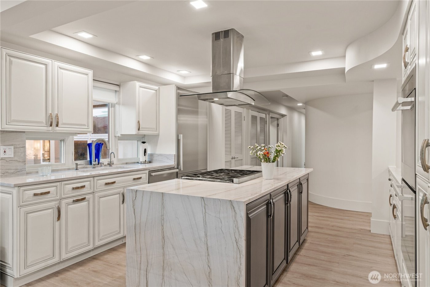 101 99th Avenue NE #101, Bellevue, WA 98004