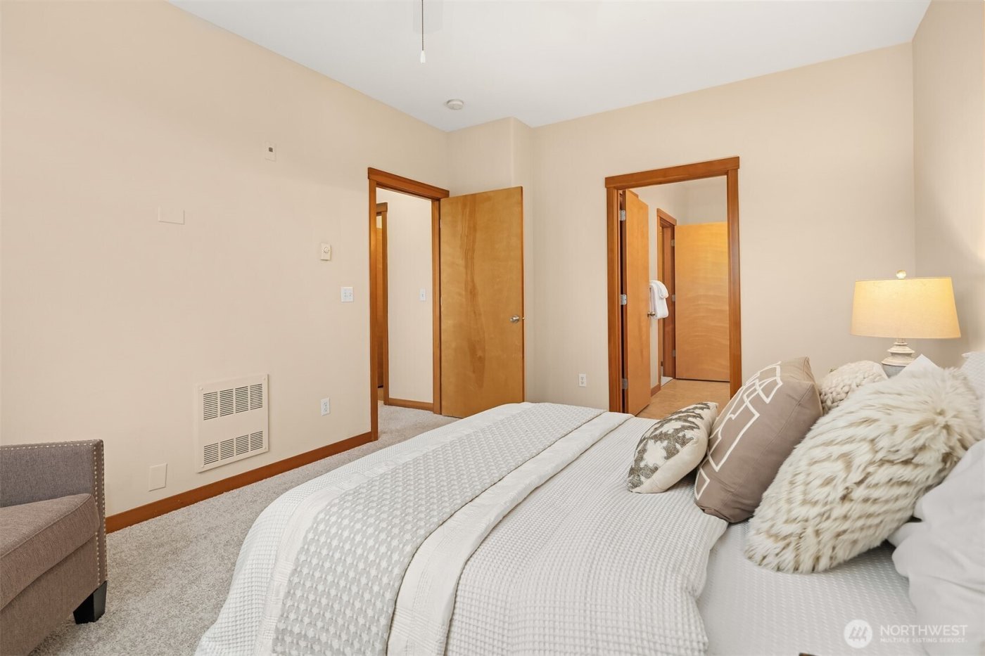 1855 Trossachs Boulevard SE #2402, Sammamish, WA 98075