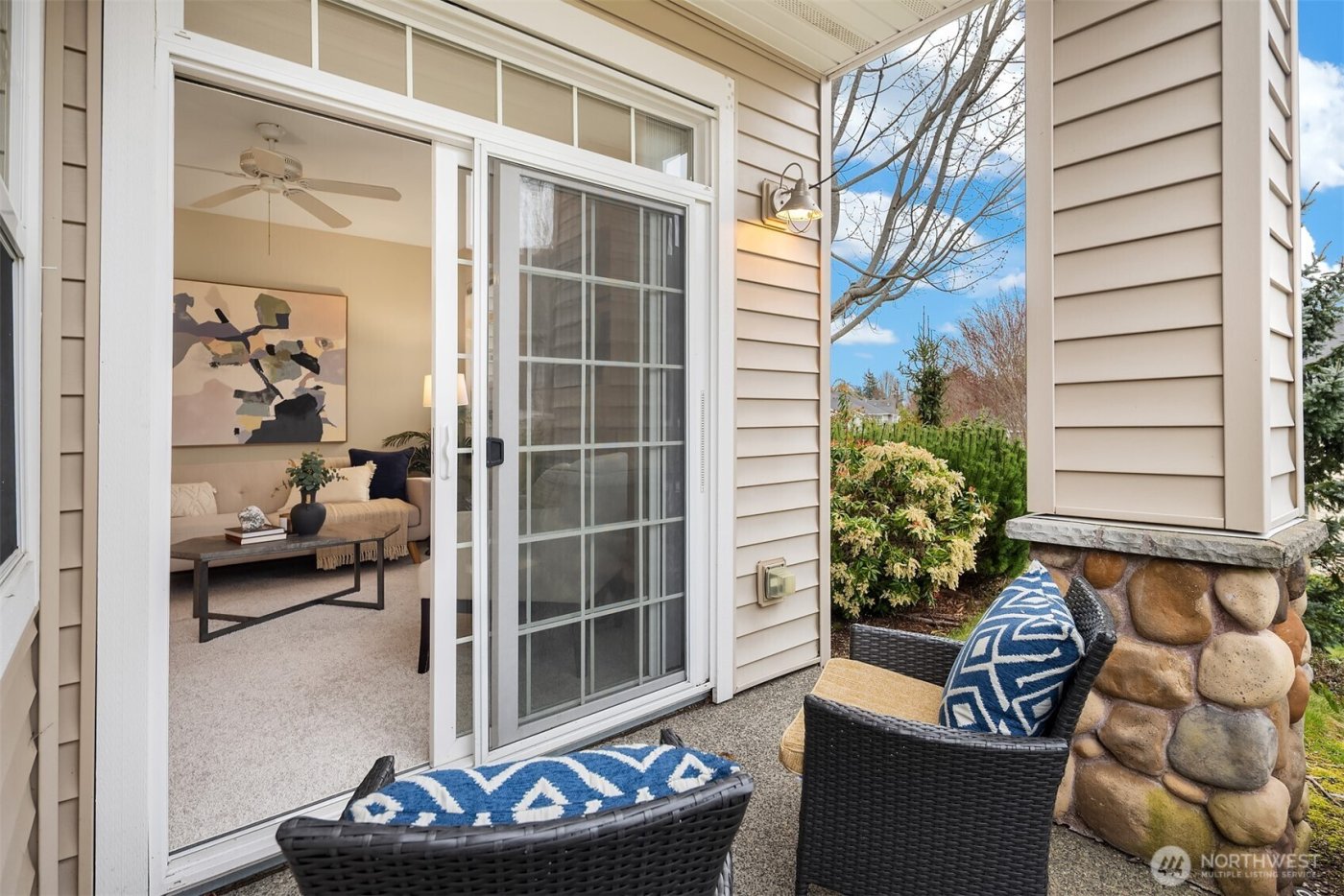 1855 Trossachs Boulevard SE #2402, Sammamish, WA 98075