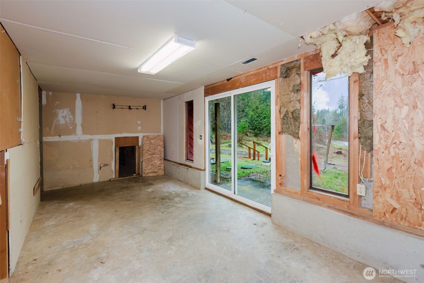 13607 W Raven Lane , Bremerton, WA 98312