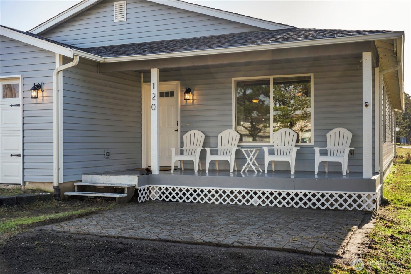 120 S Ocosta Street , Westport, WA 98595