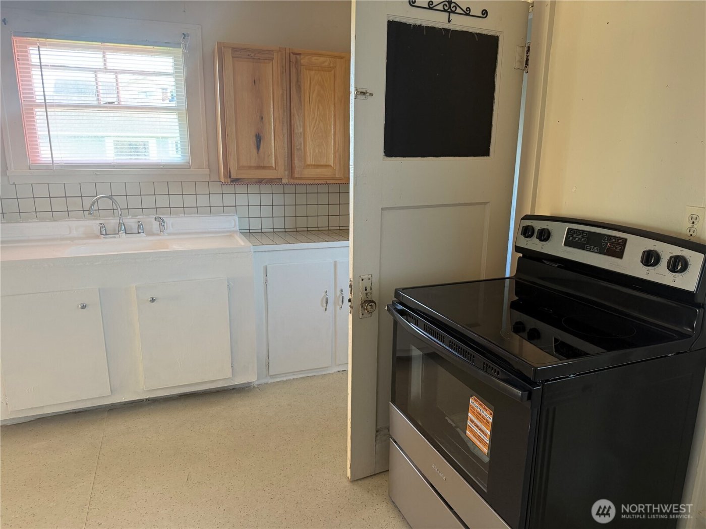 3101 Sumner Avenue , Hoquiam, WA 98550