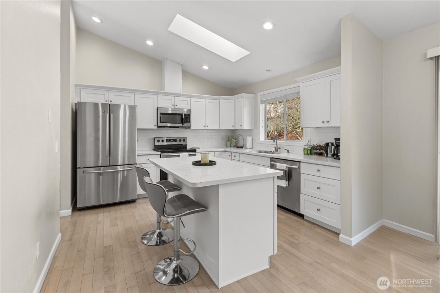 37541 21st Avenue S, Federal Way, WA 98003