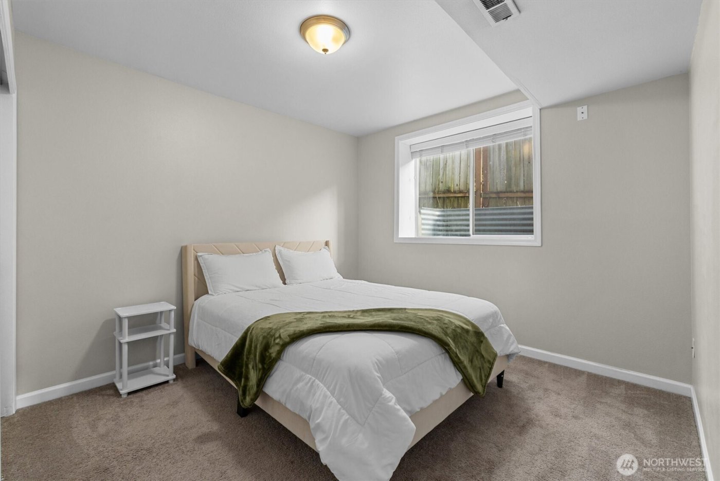 37541 21st Avenue S, Federal Way, WA 98003