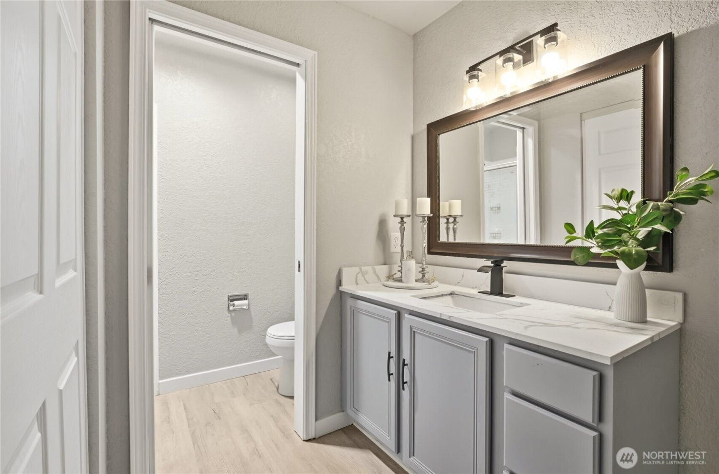 14401 SE Petrovitsky Road #B102, Renton, WA 98058